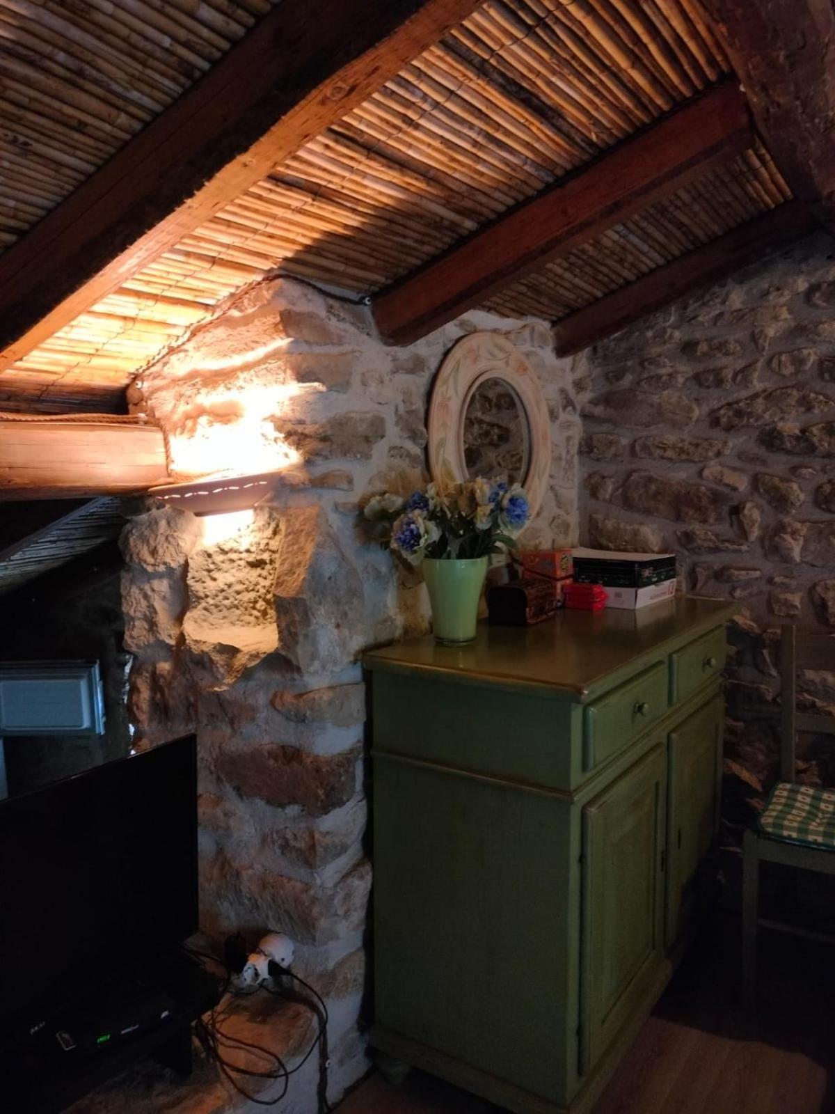 Casa Di Pietra Villa Usellus Eksteriør bilde