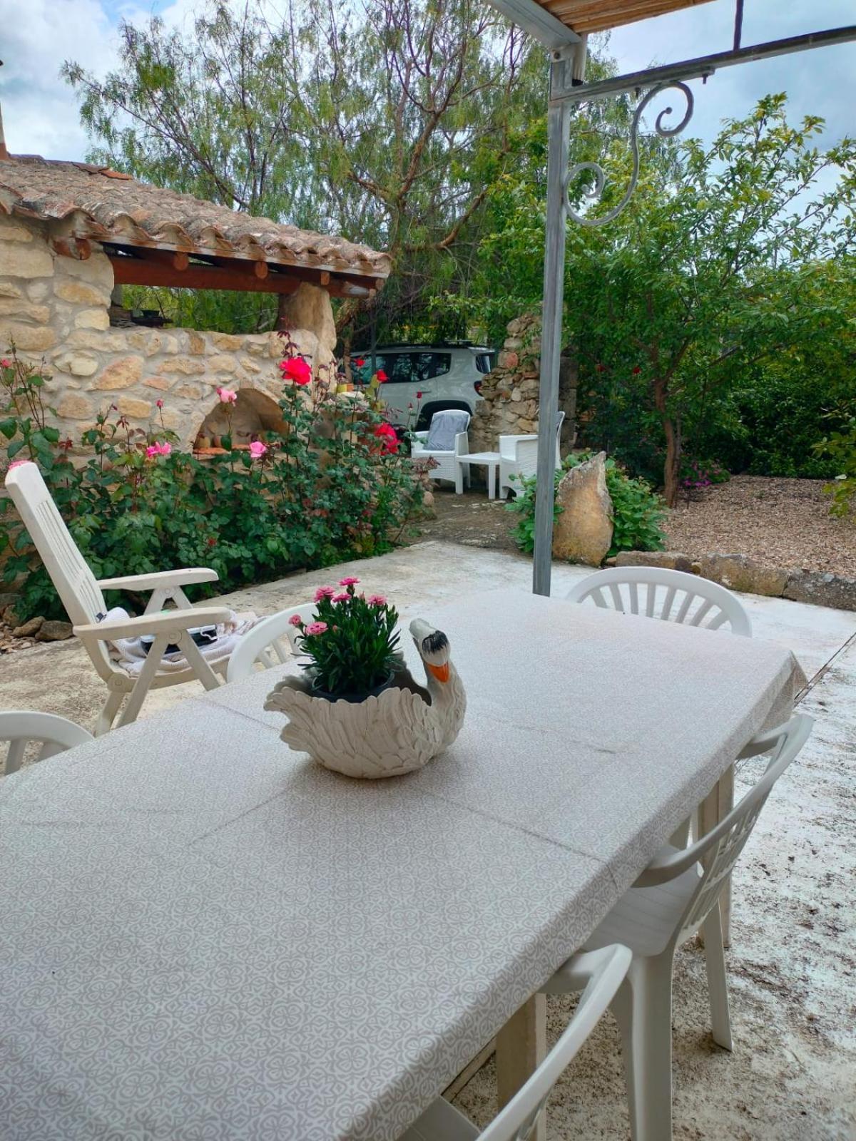 Casa Di Pietra Villa Usellus Eksteriør bilde